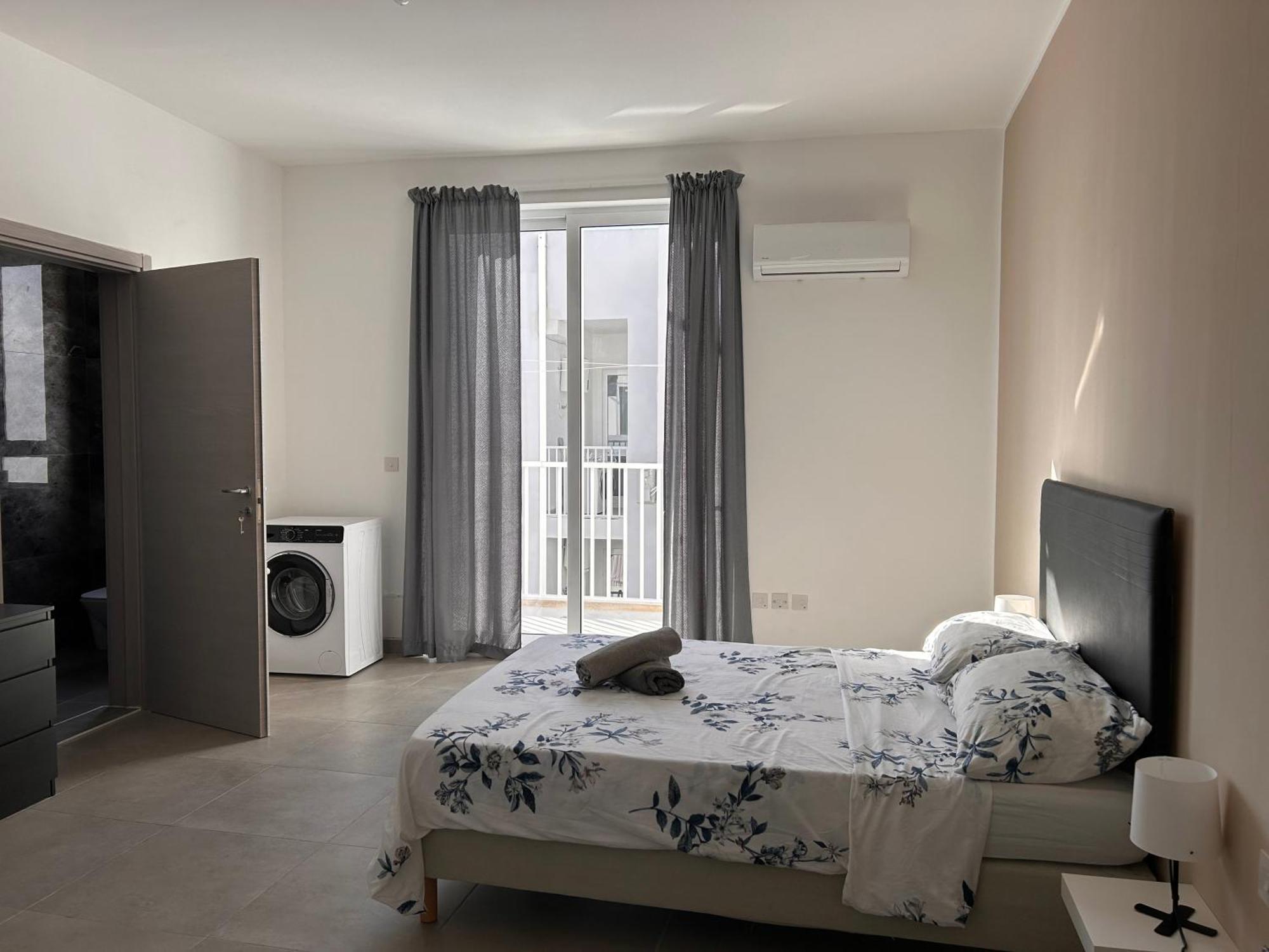 Qawra Penthouse 4Person Ac+Wifi Διαμέρισμα Σεντ Πόλς Μπέι Εξωτερικό φωτογραφία